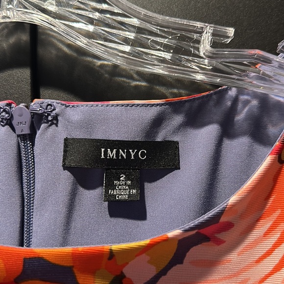 Vibrant large format spring floral fit and flare size 4 (runs lrg) party dress - Picture 3 of 5